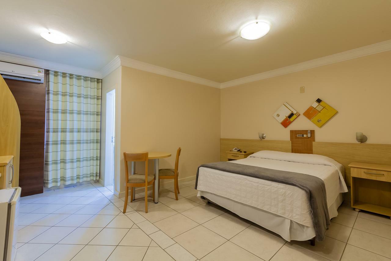 Tri Hotel Executive Criciuma Criciuma  Zimmer foto